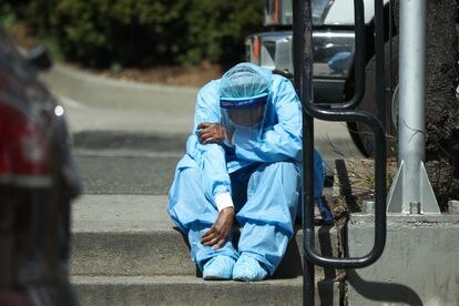 A medical worker outside Brooklyn Hospital Center in New York, April 1, 2020.