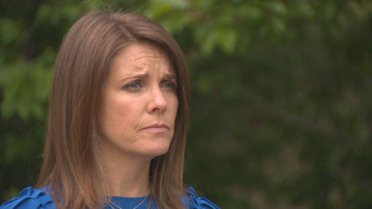 Click to play video: 'Mental health toll of COVID-19 pandemic on youth'